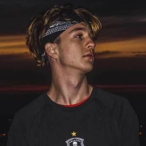 Meet your Posher, Julian